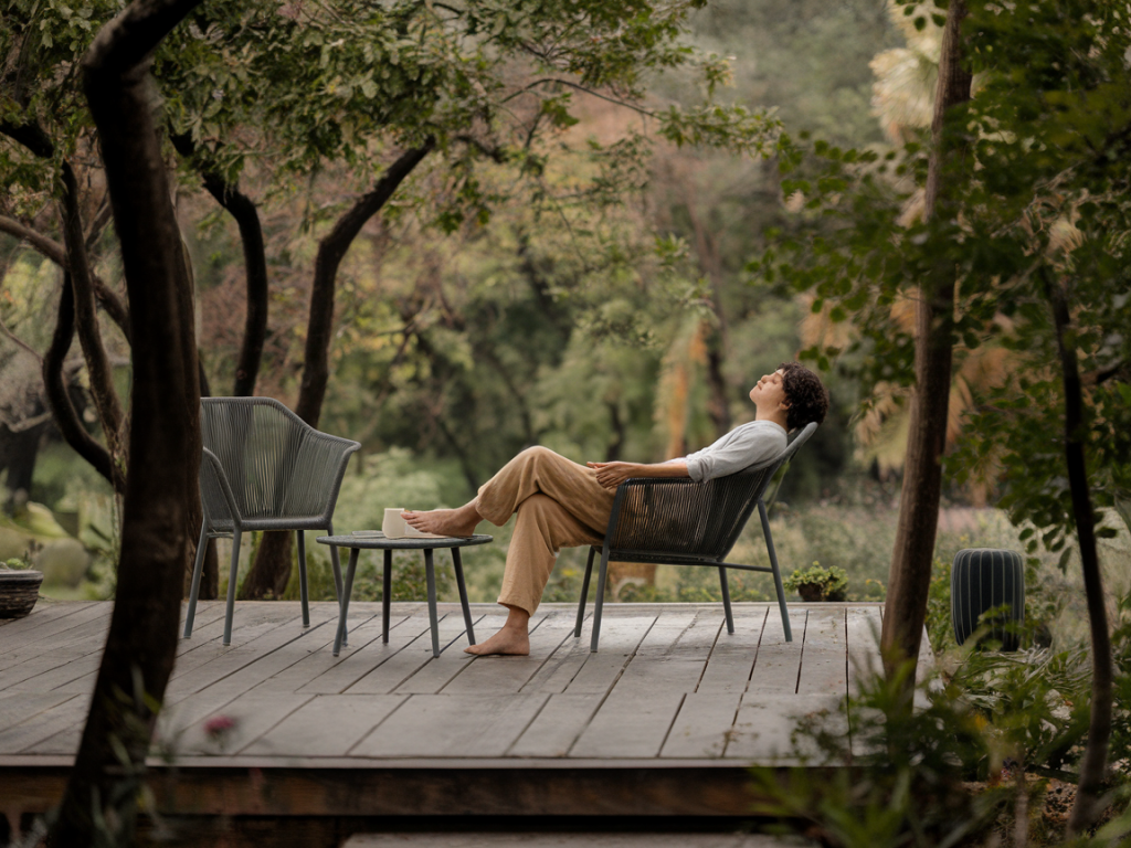 Practical breathing practices to calm panic in under three minutes